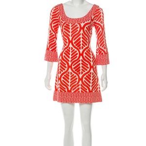 Diane Von Furstenberg Silk Scoop Neck Dress Sz 6